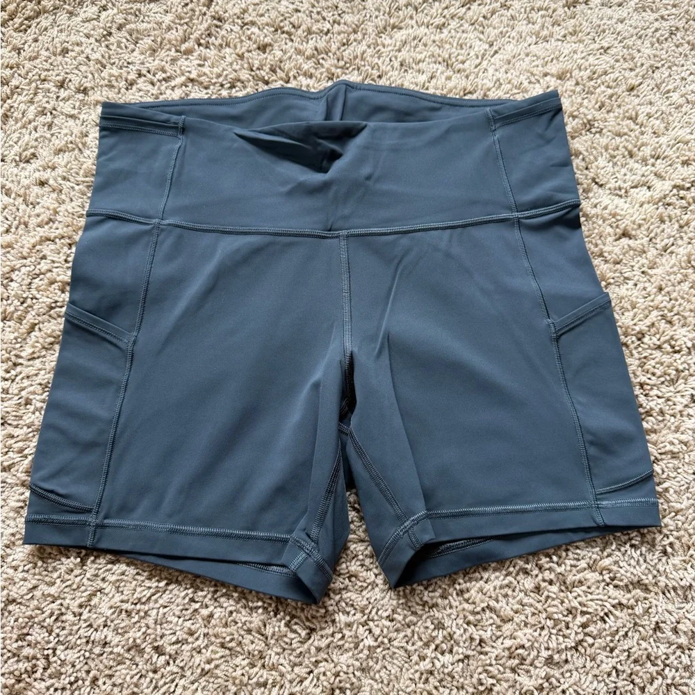 lululemon athletica High-Rise Athletic Shorts - Charcoal gray size 12 - Picture 1 of 4